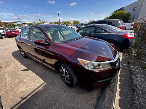 Used 2016 Honda Accord LX image 11