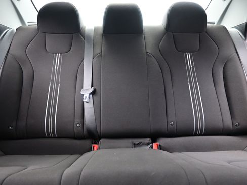 Used 2023 Hyundai Elantra SEL w/ Preferred Accessory Package image 15