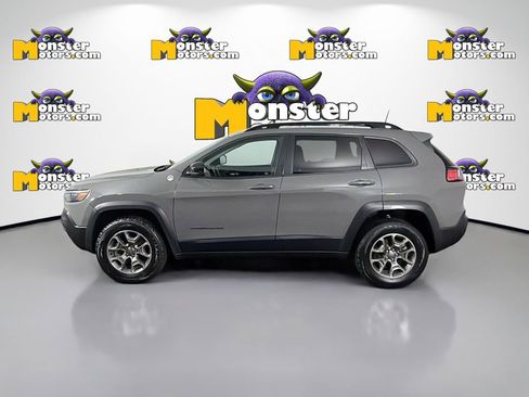 Used 2022 Jeep Cherokee Trailhawk w/ Trailhawk Elite Value Package image 8