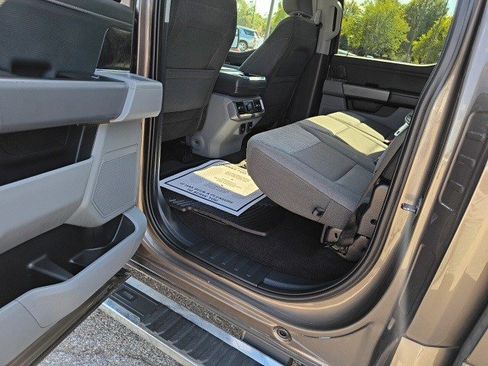 Used 2022 Ford F150 XLT w/ Equipment Group 302A High image 14