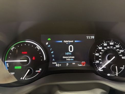 Used 2026 Toyota Sienna XLE image 25