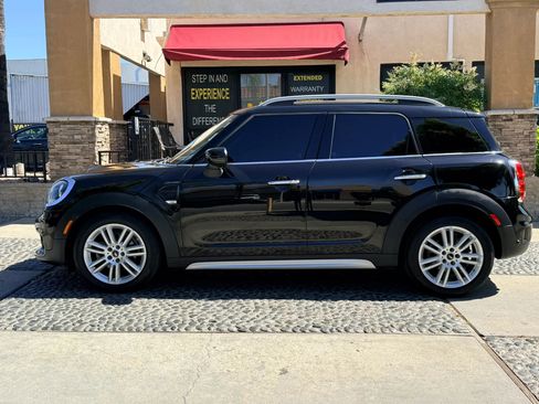 Used 2020 MINI Cooper Countryman Cooper Hatchback 4D image 8