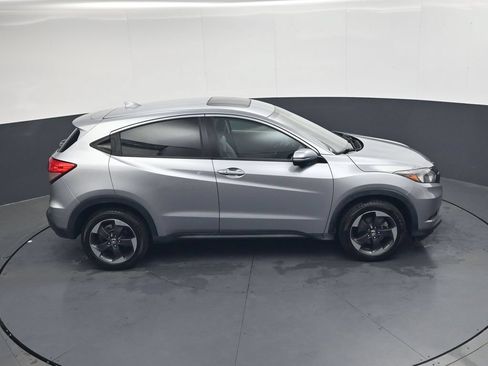 Used 2018 Honda HR-V EX image 35