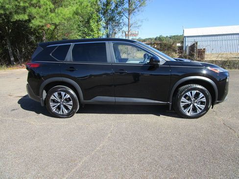 Used 2023 Nissan Rogue SV image 6