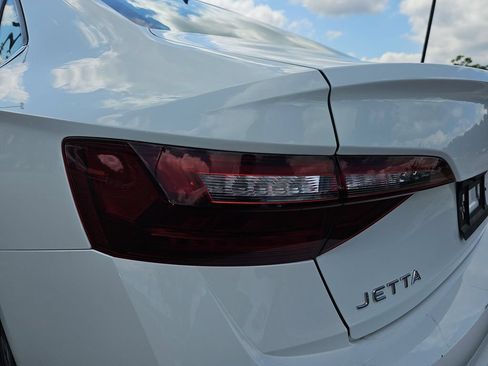 Used 2024 Volkswagen Jetta S FWD image 37