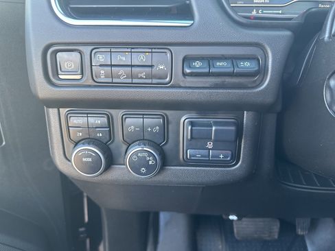 Used 2023 Chevrolet Tahoe High Country w/ Advanced Technology Package image 12