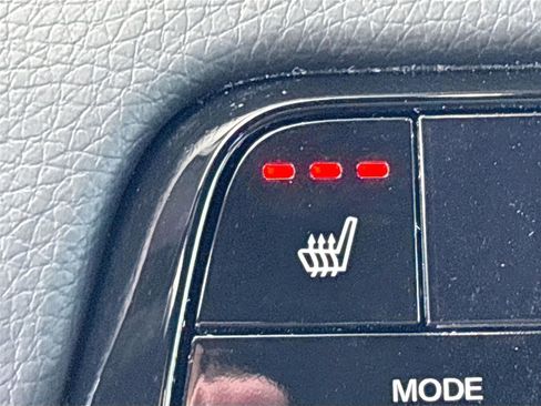 Certified 2025 Honda Pilot Sport image 22
