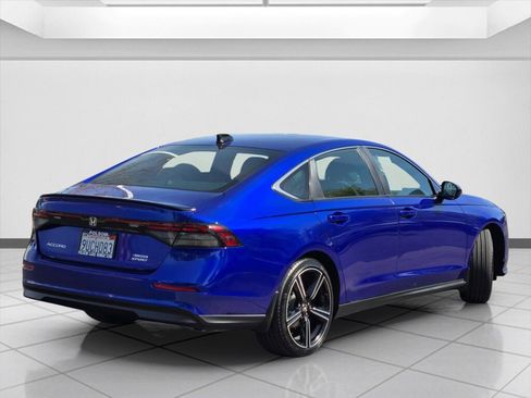 Certified 2025 Honda Accord Sport image 5