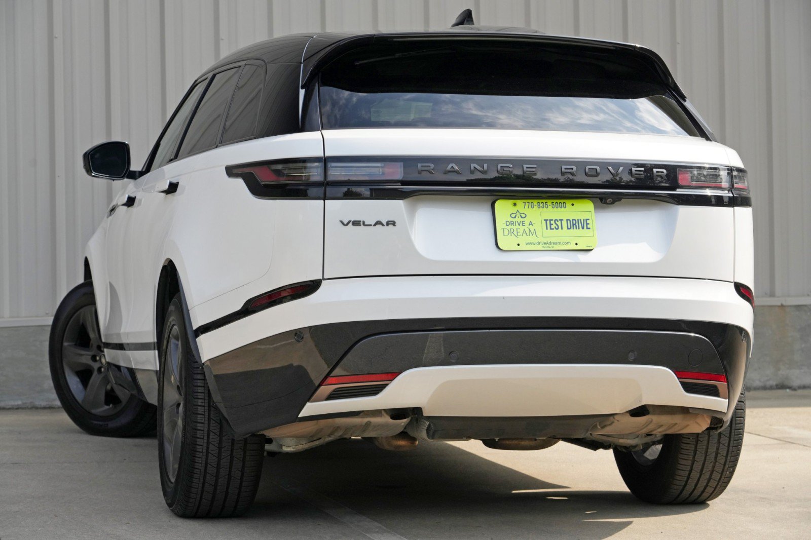 Used 2024 Land Rover Range Rover Velar Dynamic SE AWD/4WD image 6