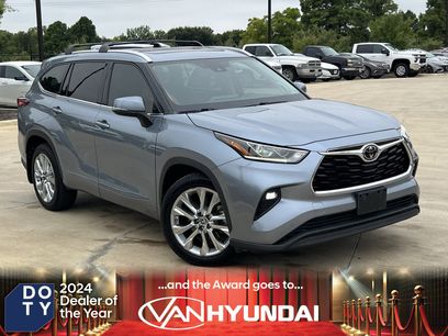 Used 2022 Toyota Highlander Limited