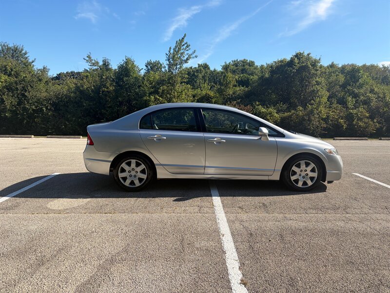 Used 2009 Honda Civic LX image 4