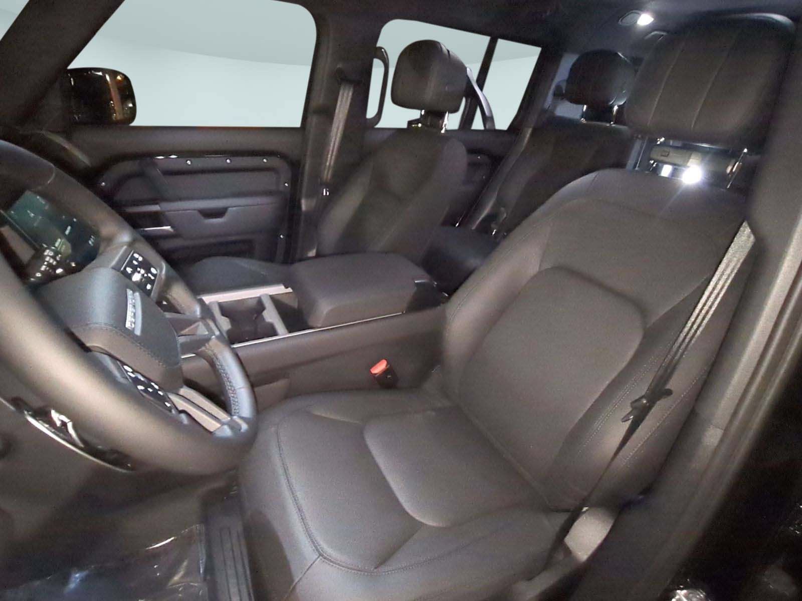 New 2026 Land Rover Defender 130 V8 AWD/4WD image 15