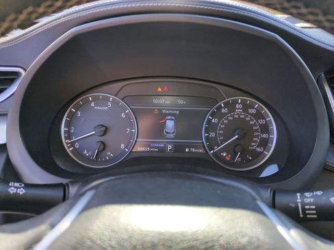 Used 2019 INFINITI QX50 Luxe w/ Navigation Package image 21