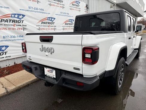 Used 2022 Jeep Gladiator Overland w/ Popular Equipment Package AWD/4WD image 8