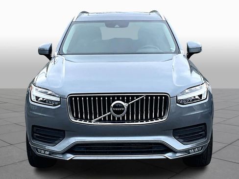 Used 2020 Volvo XC90 T6 Momentum w/ Protection Package image 4