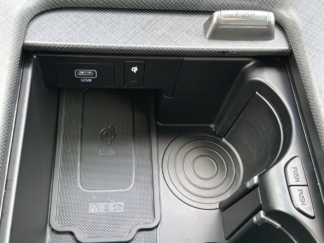 Used 2025 Hyundai Palisade Limited FWD image 25