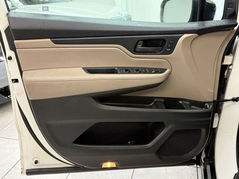 Used 2018 Honda Odyssey EX-L image 14