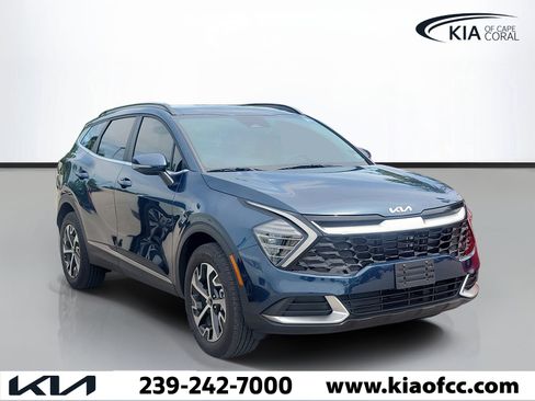 Certified 2025 Kia Sportage EX w/ EX Premium Package AWD/4WD image 1