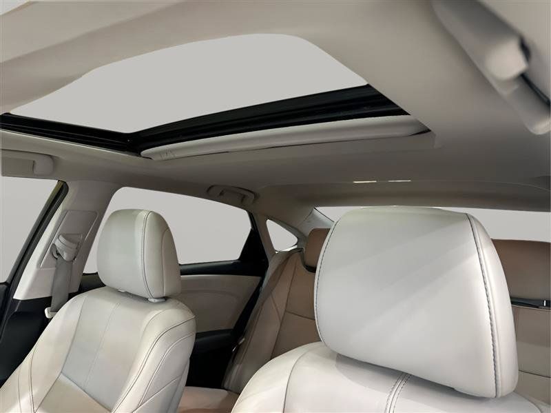 Used 2014 Toyota Avalon Limited w/ Technology Package FWD image 11