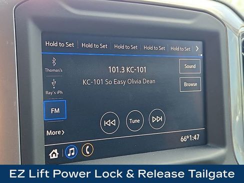 Used 2022 Chevrolet Silverado 2500 Custom w/ Custom Convenience Package AWD/4WD image 11