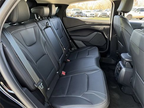 Used 2025 Ford Mustang Mach-E Premium image 29