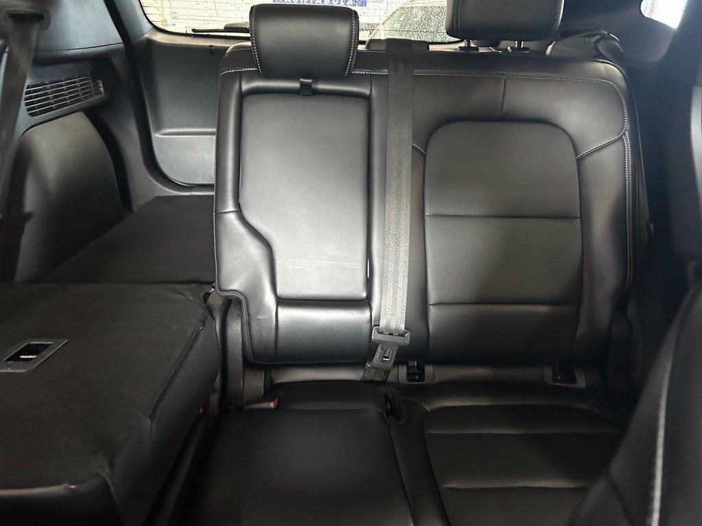 Used 2024 Ford Escape Platinum AWD/4WD image 20
