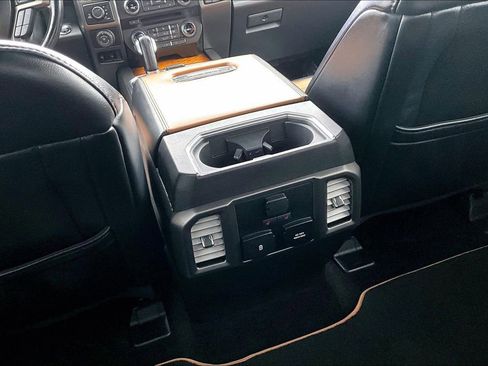 Used 2017 Ford F150 Limited image 34