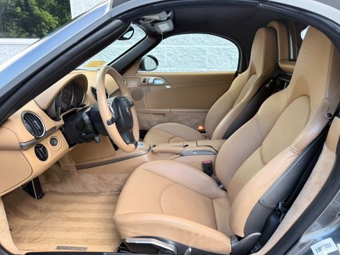 Used 2011 Porsche Boxster RWD image 14