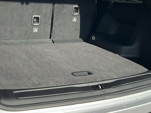 New 2025 Jeep Grand Cherokee Altitude image 27