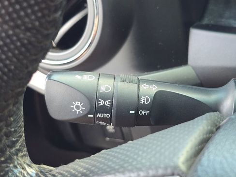 Used 2021 Toyota Tacoma TRD Off-Road image 24