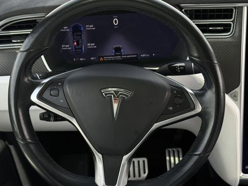Used 2016 Tesla Model X Performance AWD/4WD image 13