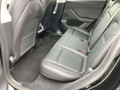 Used 2023 Tesla Model Y Long Range image 16