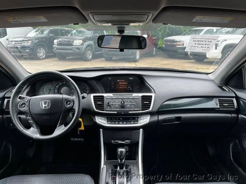 Used 2015 Honda Accord Sport image 17