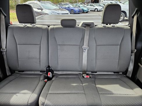 Used 2016 Ford F150 XLT image 15