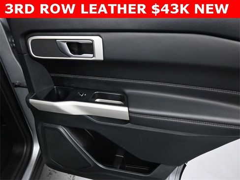Used 2024 Ford Explorer XLT w/ Equipment Group 202A image 19