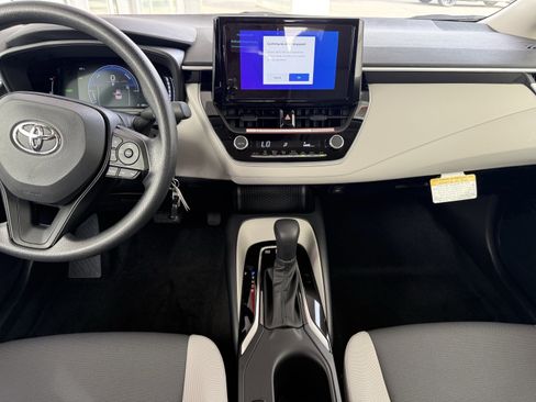 Certified 2026 Toyota Corolla LE image 31
