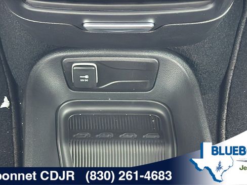 New 2026 Chrysler Voyager LX FWD image 26