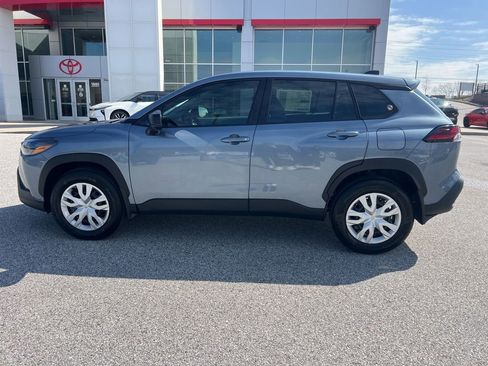 New 2026 Toyota Corolla Cross L image 7