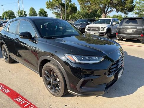 Used 2025 Honda HR-V Sport image 4