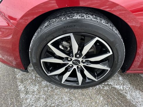 Used 2023 Chevrolet Malibu RS image 2