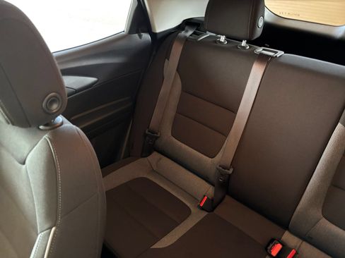 Used 2025 Chevrolet TrailBlazer LT FWD image 38