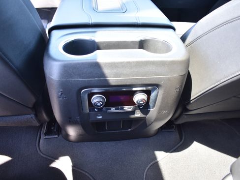 Used 2023 Chevrolet Tahoe High Country w/ Premium Package 2 AWD/4WD image 31