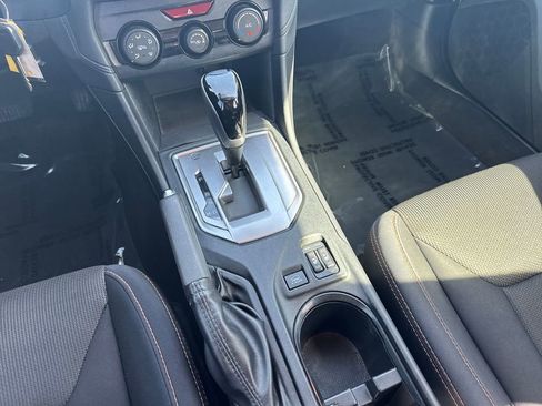 Used 2019 Subaru Crosstrek 2.0i Premium w/ Eyesight System image 30