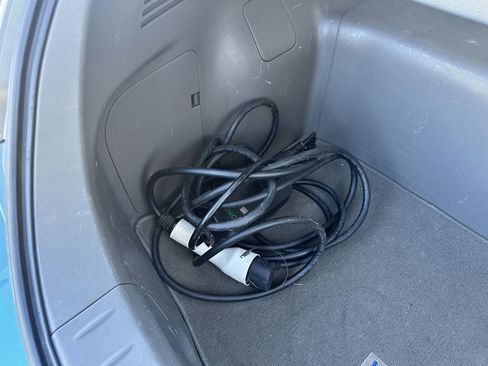 Used 2012 Nissan Leaf SL image 26