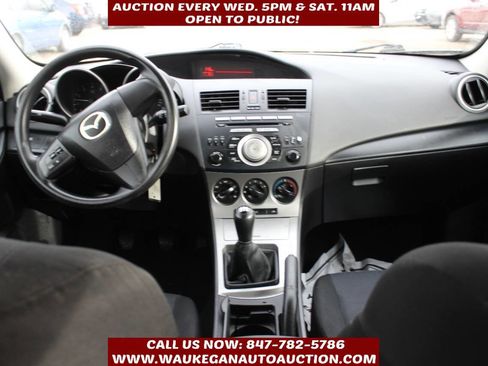 Used 2011 MAZDA MAZDA3 i Sport image 8