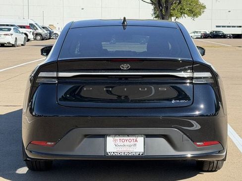New 2026 Toyota Prius Plug-In Hybrid image 5