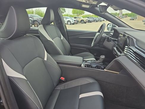 Used 2026 Toyota Camry SE FWD image 11
