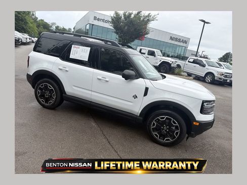 Used 2025 Ford Bronco Sport Outer Banks w/ Outer Banks Tech Package+ AWD/4WD image 1