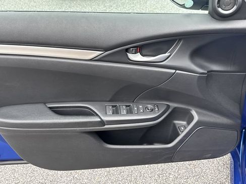 Used 2019 Honda Civic Sport image 10