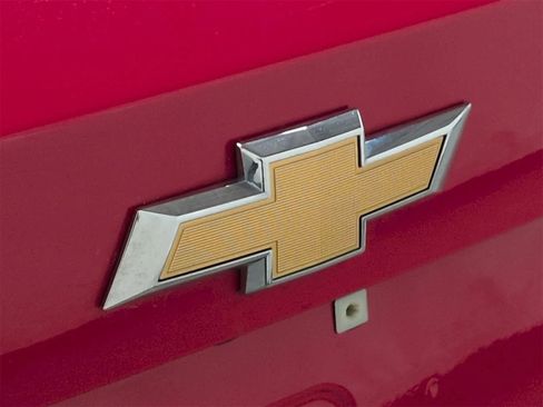 Used 2020 Chevrolet Blazer LT image 12